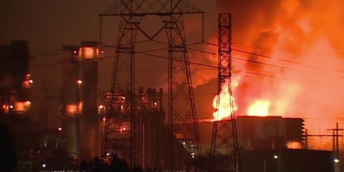 Evacuations Lifted for 1,000+ People After Fire Breaks Out at California Battery Plant