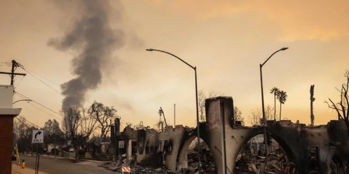 Los Angeles Prepares for Dangerous Santa Ana Winds and Fire Conditions with PDS Warning