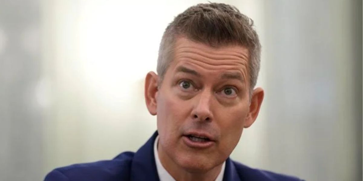 Sean Duffy, Trump’s New Transportation Secretary, Oversees Plane Crash Response in First Week