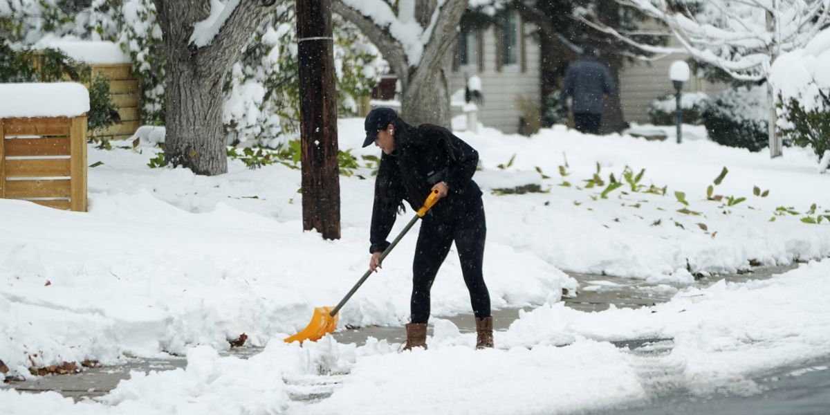 Winter Chaos Ahead 12 States Under Storm Warnings, 48 Inches of Snow Expected