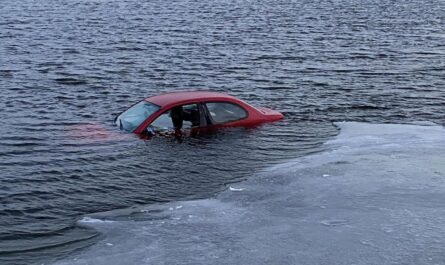High-Speed Pursuit Ends in Lake Winnebago After Dramatic Crash